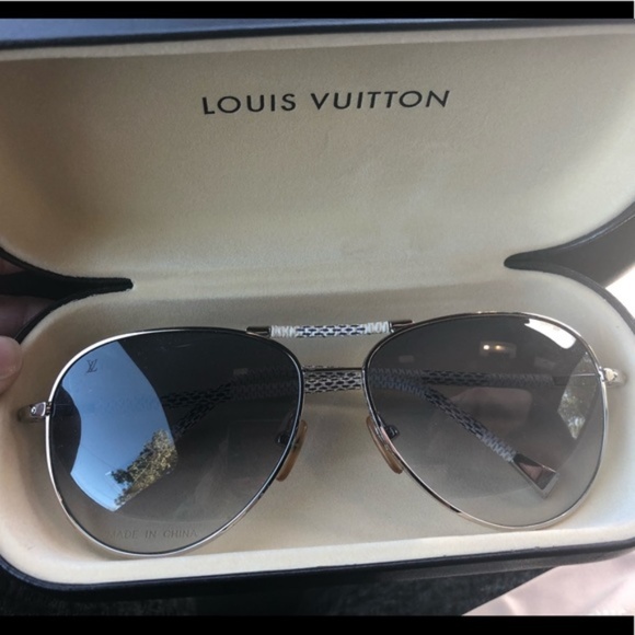 Louis Vuitton Accessories - ✨Authentic Beautiful LV Petite Viola Pilote 